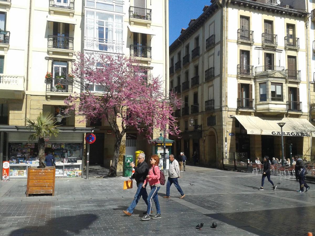 Apartamento El Reloj San Sebastián Exterior photo